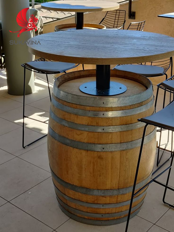 The Barrel Shape Table: Less Corner, More Conversation